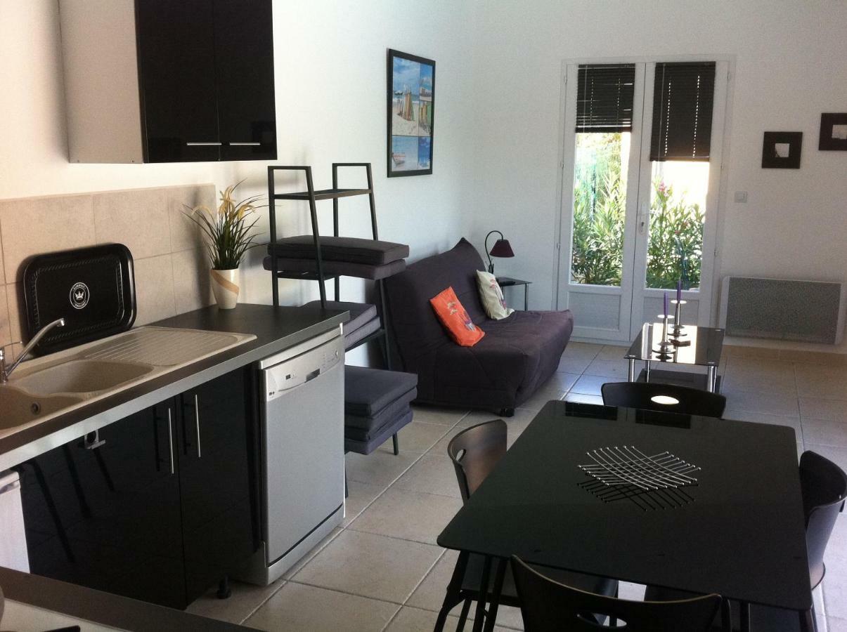Les Cigales Des Pres Appartement Aups Εξωτερικό φωτογραφία